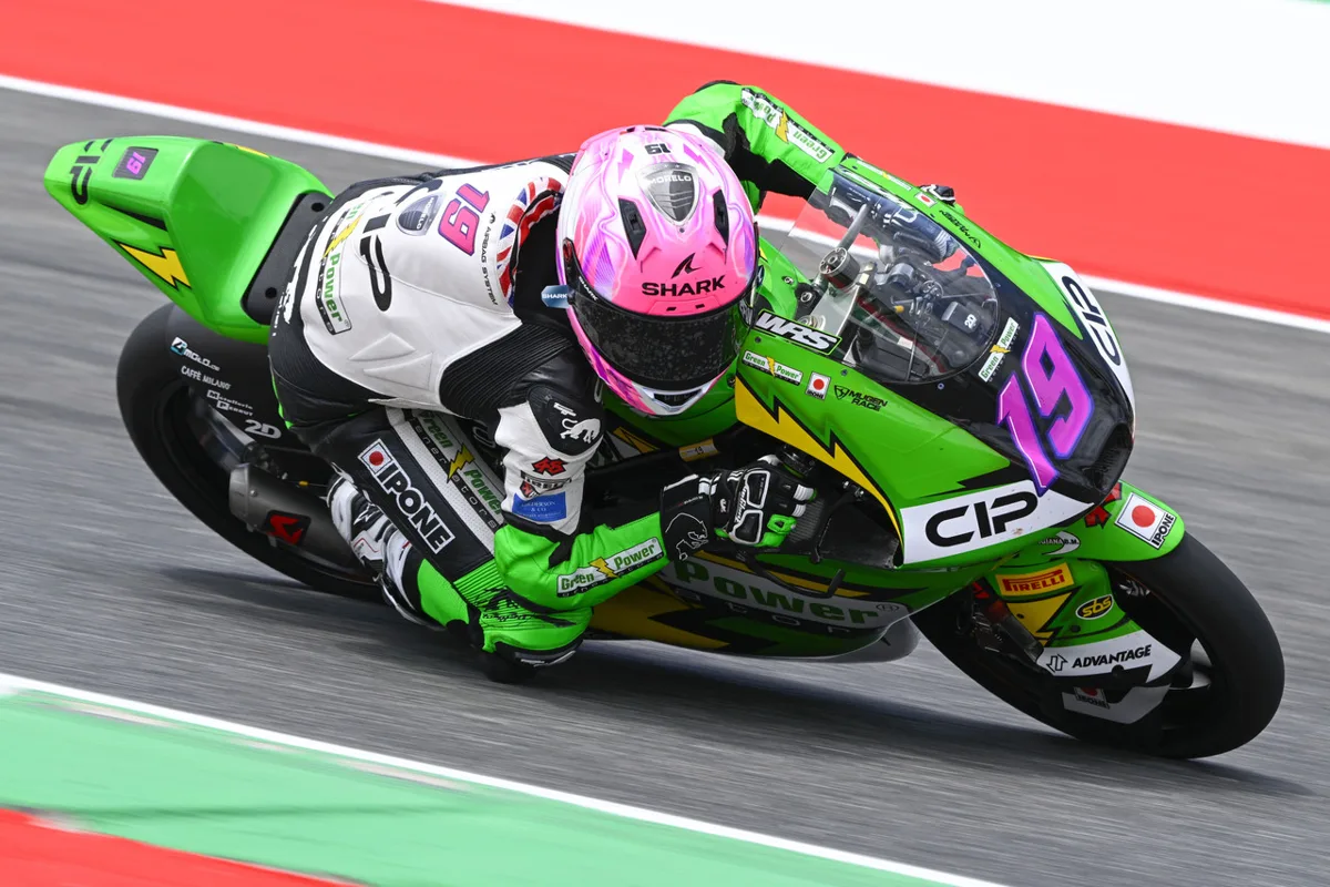 オグデンがポール奪取！Moto3イギリスGP予選、山中琉聖は12番手