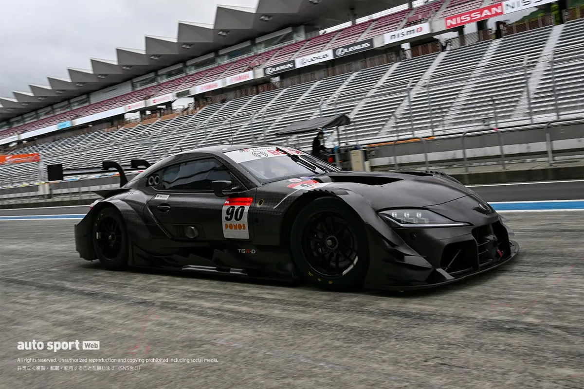 2027年タイヤワンメイク化へ！富士でスーパーGTテスト、14台が熱走