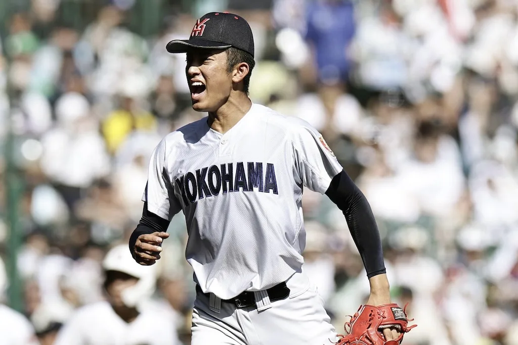 横浜・織田が12K熱投！7-2で沖縄尚学破り2回戦進出