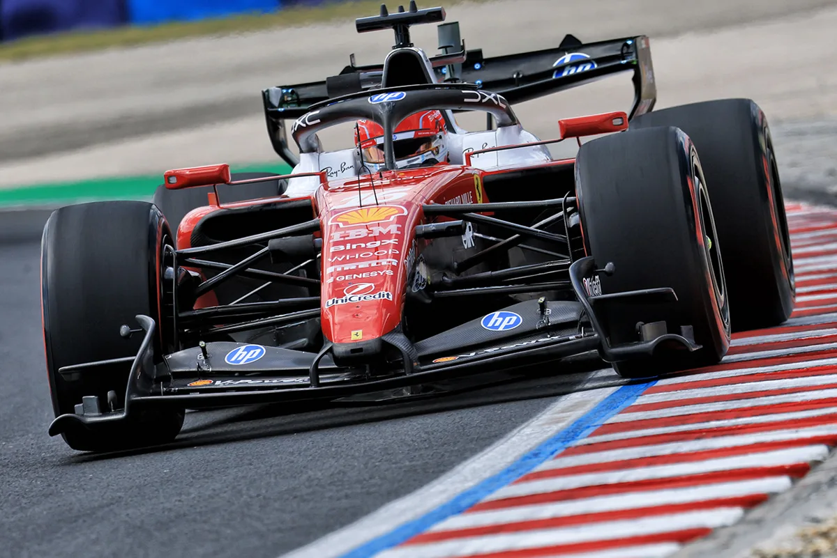 ルクレールがFP1最速！ フェラーリ勢上位、アストンマーティン大規模アップデートにトラブル