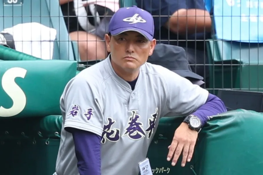花巻東・佐々木洋監督が渡辺元智さん悼む「足元にも及ばない」名将との絆と感謝