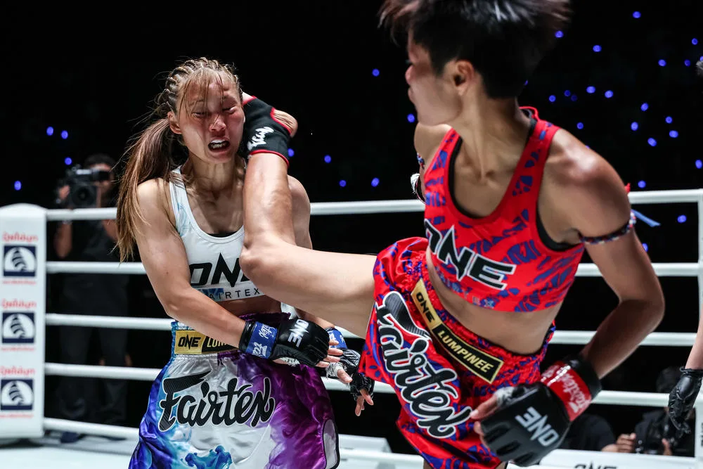 伊藤紗弥、ONE初陣は判定負け…“天才ムエタイ少女”約1年3カ月ぶり復帰戦でノンヌックの圧力に屈す