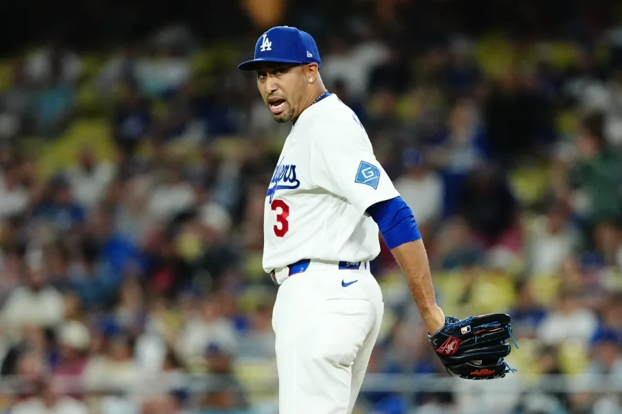守護神ディアスがまた炎上！ドジャースファン大ブーイング、ロバーツ監督も我慢の限界